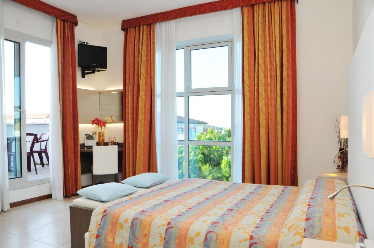 Hotel Venezia كاوْرلي المظهر الخارجي الصورة