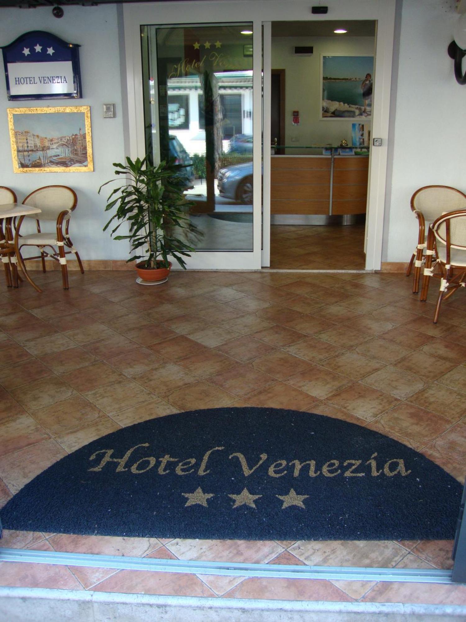 Hotel Venezia كاوْرلي المظهر الخارجي الصورة
