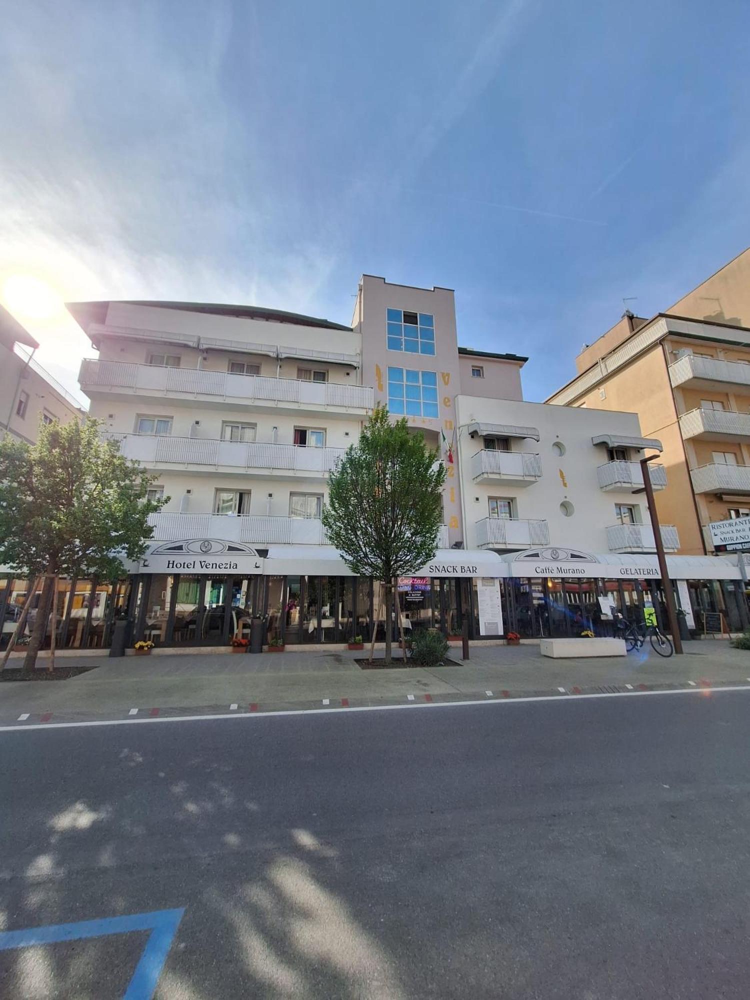 Hotel Venezia كاوْرلي المظهر الخارجي الصورة