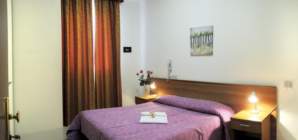 Hotel Venezia كاوْرلي المظهر الخارجي الصورة